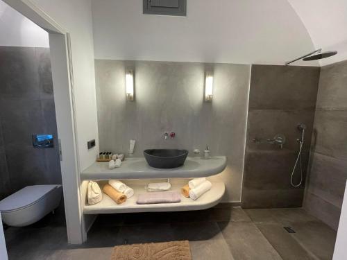 Suite Apartment image 10