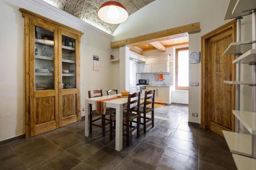 Зручності, Sun Flowers House in Пітільяно