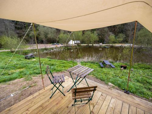 Naturally Glamping