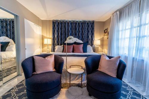 Cosmopolitan Suite, Centrally located to Downtown and the beach. in Sarasota, USA