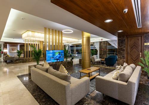 ردهة, Smayah Residence Hotel - Riyadh international Convention & Exhibition center in المغرزات