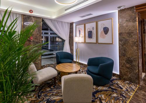 ردهة, Smayah Residence Hotel - Riyadh international Convention & Exhibition center in المغرزات