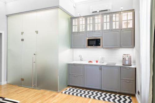 Ultracentral Residence - image 6
