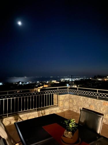 Erkély/terasz, Elaionas Apartments 2 in Riglia