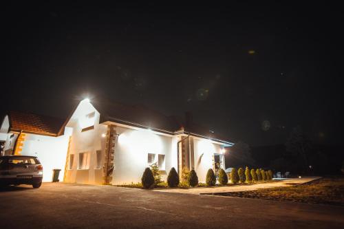 Villa image 10