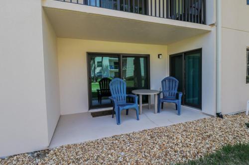 Ocean Village Club P14 - image 6