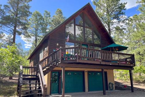 Pagosa Springs Chalet with Mtn Views, Near Downtown!