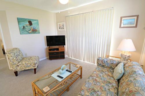 Ocean Village Club N21 - image 10