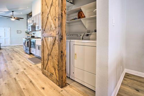 Sunny Orange County Abode with Fire Pit and Backyard! in Mission Viejo, USA
