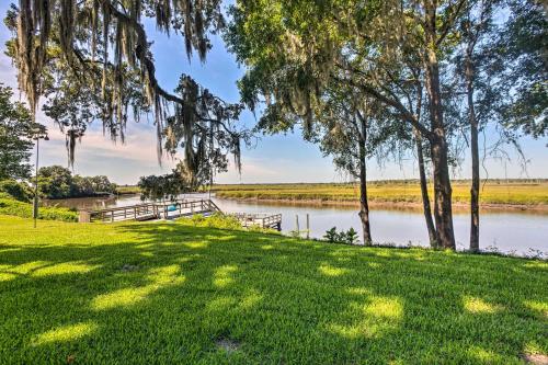 Riverfront Darien Cottage with Private Dock!