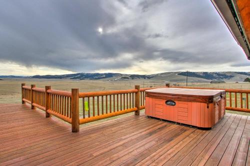 Stunning Mountain-View Ranch on 132 Acres!