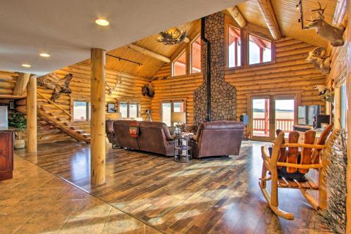 Stunning Mountain-View Ranch on 132 Acres!