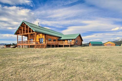Stunning Mountain-View Ranch on 132 Acres!