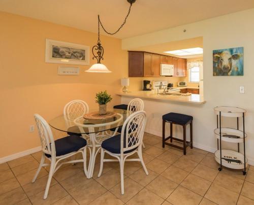 Ocean Village Club F16 in St. Augustine, USA