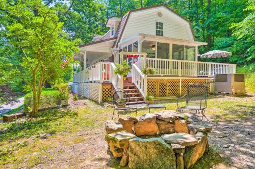 . Secluded Chattanooga Getaway with Deck and Yard!
