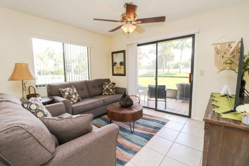 Ocean Village Club N12 - image 11