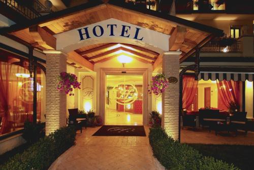 Fashion Hotel