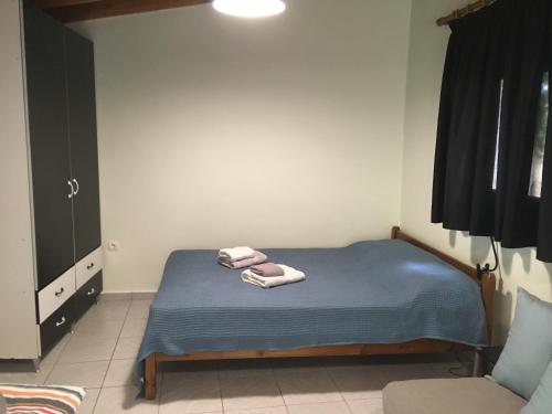 Leonidas apartments 1 3