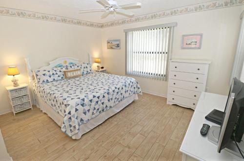 Ocean Village Club L24 - image 8