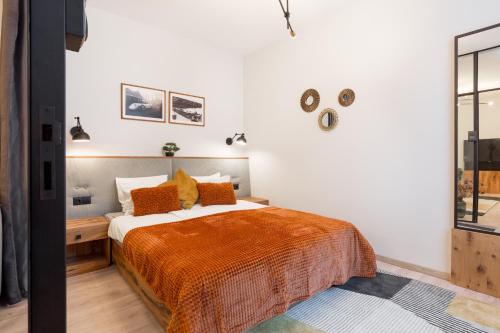 Luxury Presidential Suite in The Absolute Center - image 10