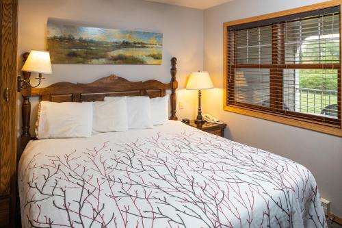 Newport Resort - image 14