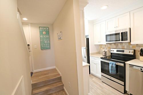 Summer House 132 - image 11