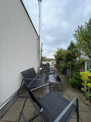 Penthouse-Wohnung - Balkon - Dachterrasse - Zentrum - Tap to explore photos