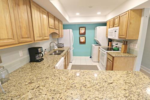 Anastasia 202 - image 6