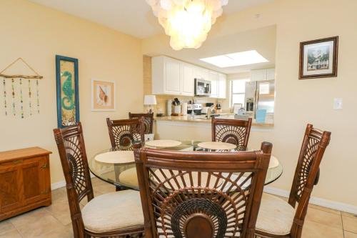 Ocean Village Club L26 in บัทเลอร์ บีช