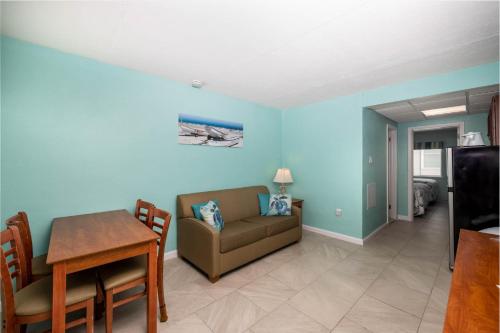 The Blue Marlin Resort - image 11