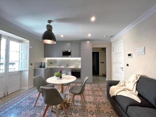 Independence MALTA APARTMENTS