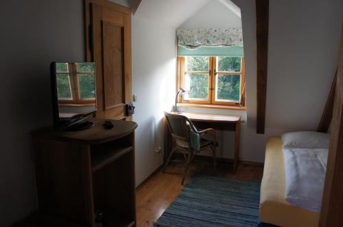 1 twin bed