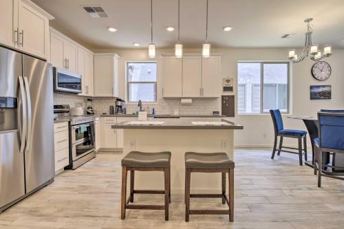 Executive Chandler Townhome with Community Perks