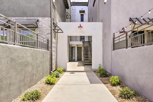 Executive Chandler Townhome with Community Perks