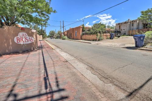Authentic Adobe Abode Less Than 1 Mile to Sante Fe Plaza! - image 8