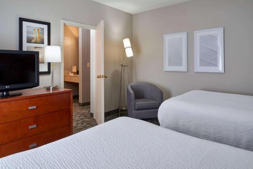 Sonesta Select Indianapolis Carmel - image 13