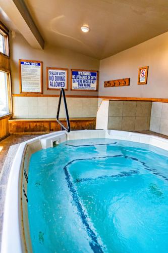 Red Stone Inn - image 14
