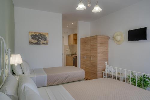 Patrinos Studios - image 11