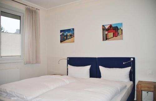 Apartment with Terrace image 9