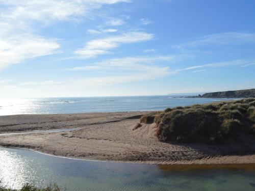 4 Thornlea Mews - image 8