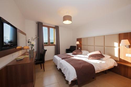 Logis Hotel Cara Sol - image 2