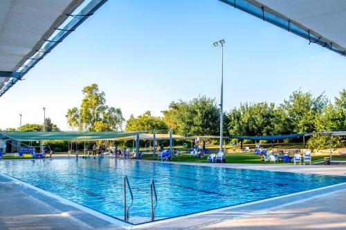 כפר הנופש קיבוץ גדות Kibbutz Gadot Galilean Resort