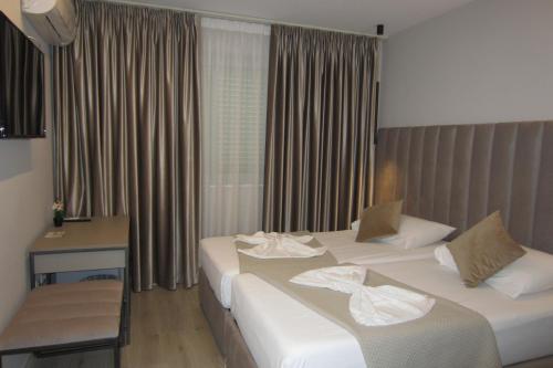 Freddy's Hotel, Tirana (zdjęcie 8)