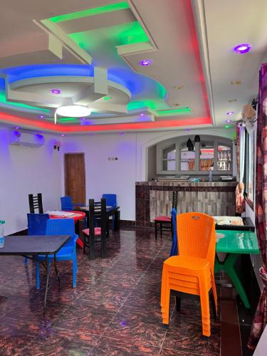 Ресторан, Prestige beach résidence (Prestige beach residence) in Крібі