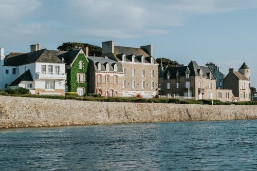 . Hôtel Aux Tamaris - Vue Mer