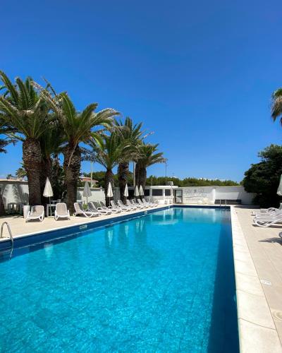 BlueBay Residence Resort - 수영장