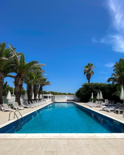 BlueBay Residence Resort - 수영장