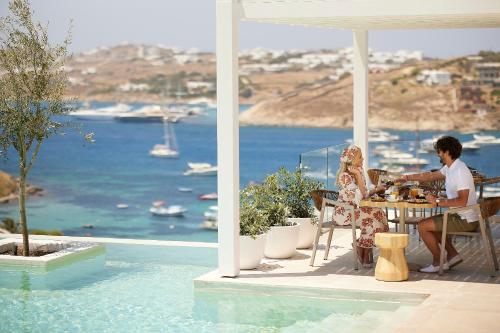 المرافق, Once in Mykonos - Designed for Adults in اورنوس