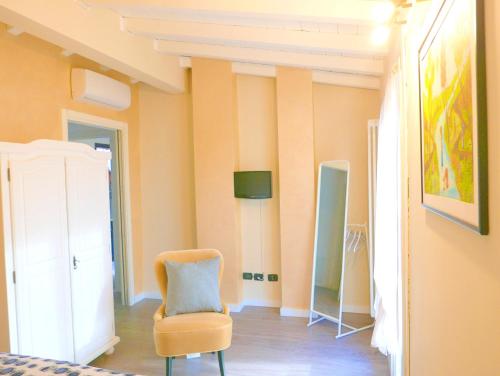 Apartment with one bedroom in Milano with wonderful city view balcony and WiFi - main image