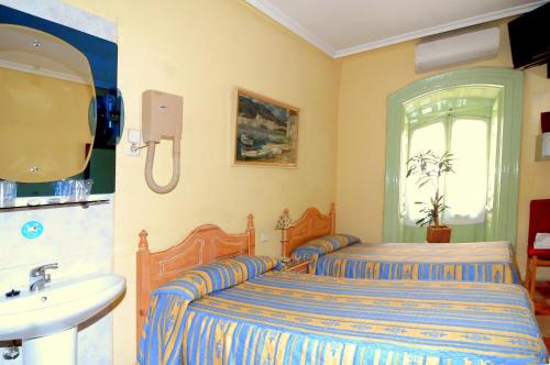 Plaza Dort Rooms IV, Madrid (photo 4)